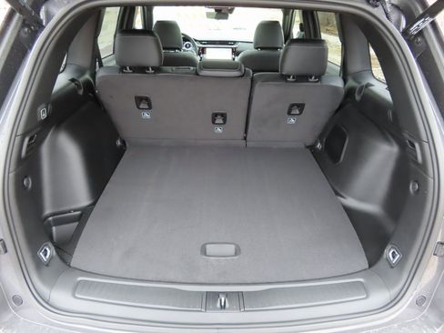 New 2026 Jeep Grand Cherokee Limited image 19