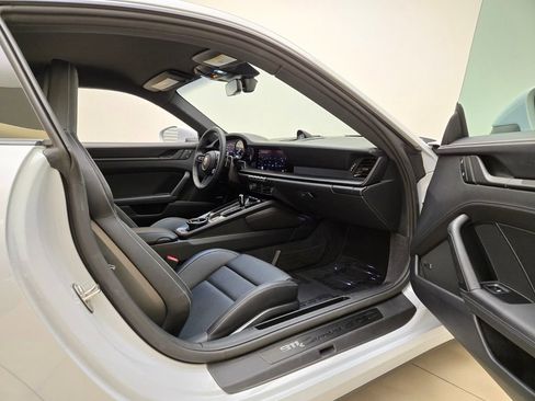 Used 2024 Porsche 911 Carrera GTS w/ Premium Package RWD image 21