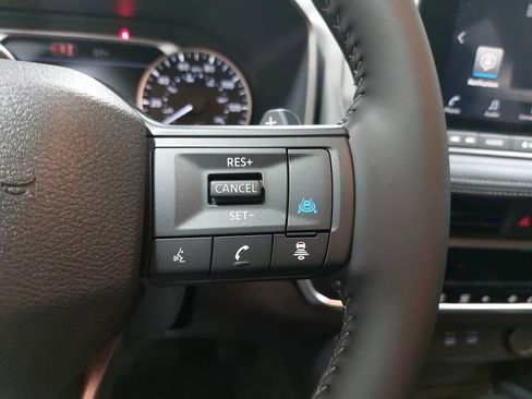 New 2026 Nissan Rogue SV AWD/4WD image 18