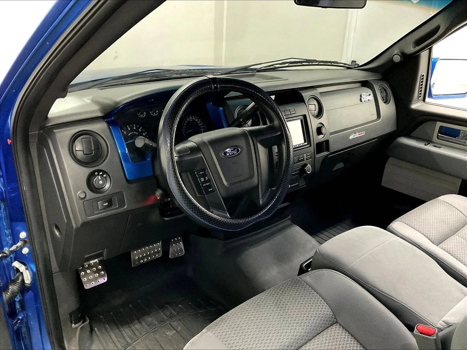 Used 2014 Ford F150 STX w/ Trailer Tow Package RWD image 11