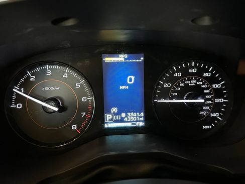 Used 2023 Subaru Crosstrek 2.0i Premium AWD/4WD image 10