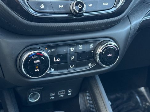 Used 2022 Chevrolet TrailBlazer LT w/ Sun and Liftgate Package image 25