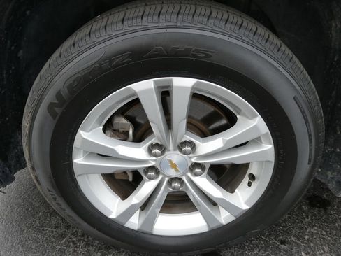 Used 2017 Chevrolet Equinox LS image 10