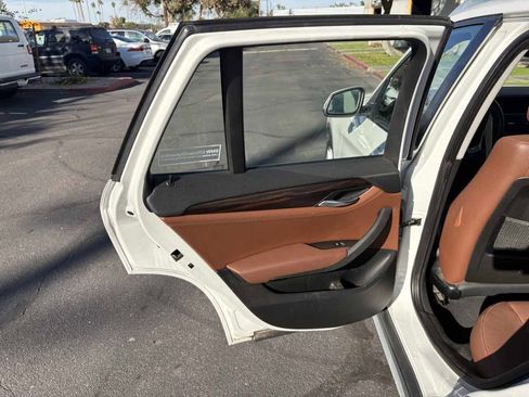 Used 2014 BMW X1 sDrive28i image 15