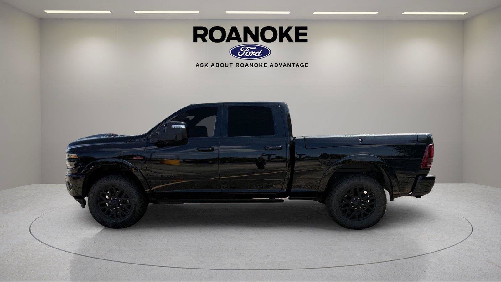 Used 2026 RAM 3500 Limited AWD/4WD image 8