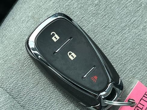Used 2024 Chevrolet Equinox LT FWD image 28