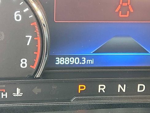 Used 2022 Ford Explorer XLT AWD/4WD image 19