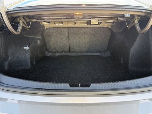 Used 2024 Chevrolet Malibu LT image 20