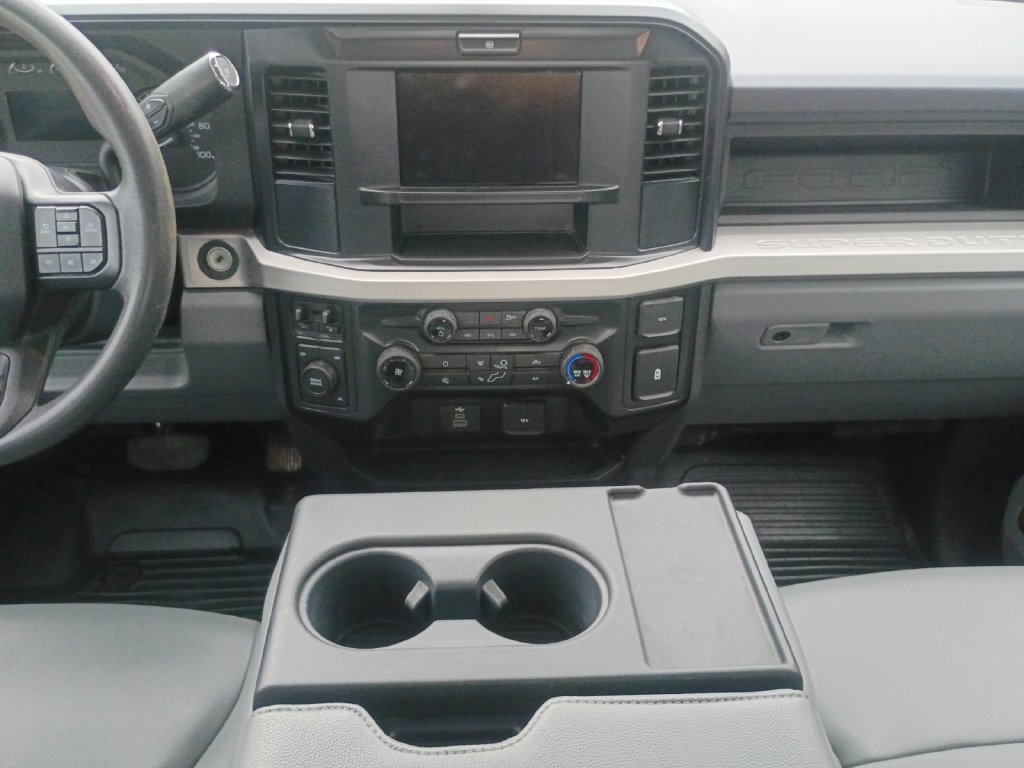 Used 2026 Ford F250 XL AWD/4WD image 11