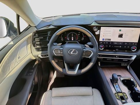 Used 2024 Lexus RX 350 AWD image 18