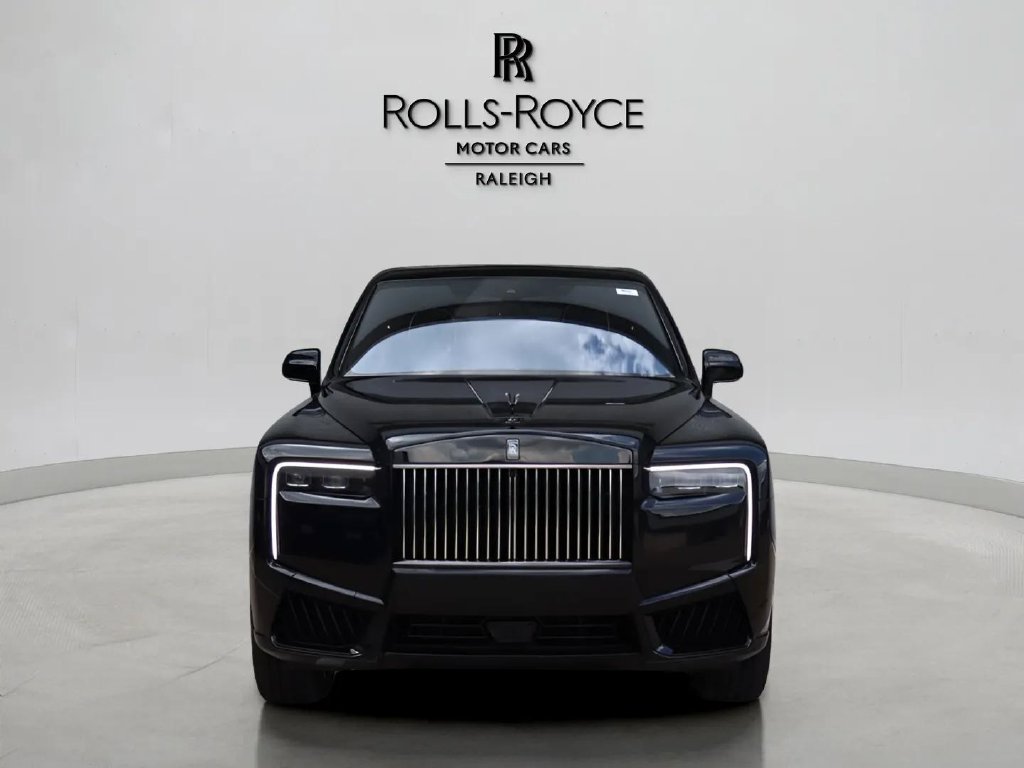 New 2027 Rolls-Royce Cullinan Black Badge AWD/4WD image 2