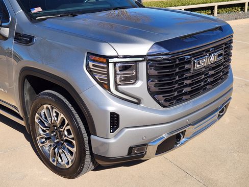 Used 2024 GMC Sierra 1500 Denali Ultimate image 7