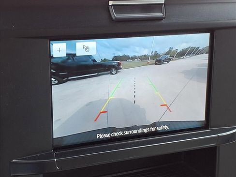 Used 2025 Ford F250 XLT image 4