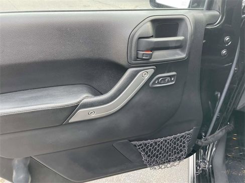 Used 2015 Jeep Wrangler Sport image 11