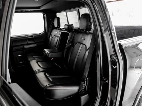 Used 2018 Ford F150 Platinum w/ Equipment Group 701A Luxury AWD/4WD image 33