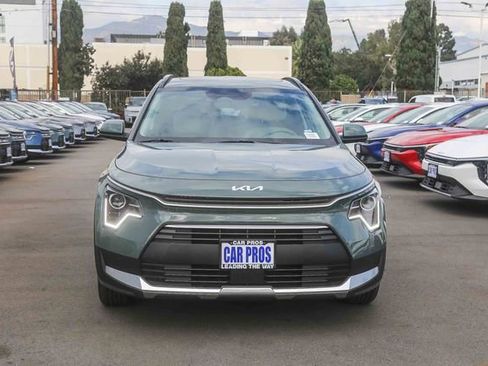 New 2026 Kia Niro EX image 3