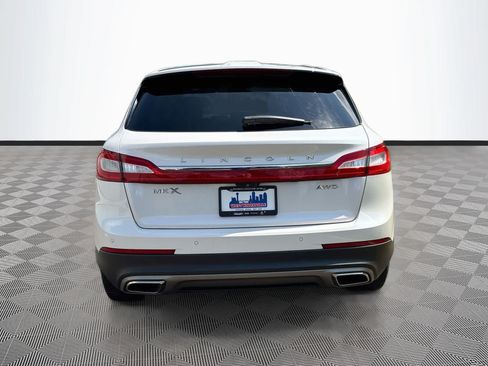 Used 2016 Lincoln MKX Reserve w/ Technology Package AWD/4WD image 6