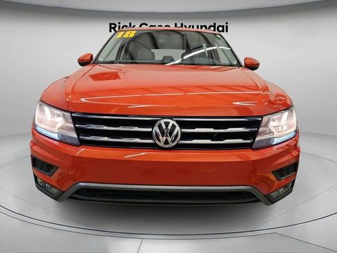 Used 2018 Volkswagen Tiguan SE image 5