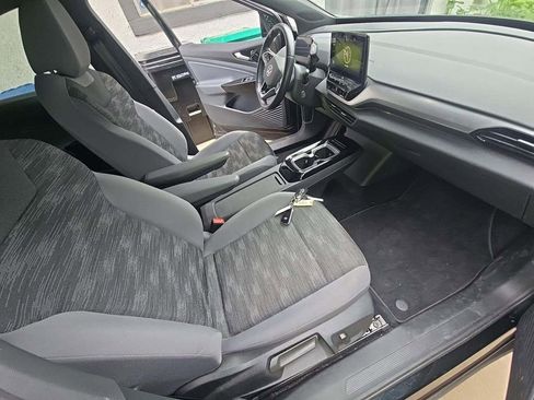 Used 2022 Volkswagen ID.4 Pro image 13