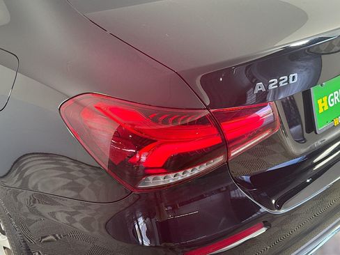 Used 2022 Mercedes-Benz A 220 image 36