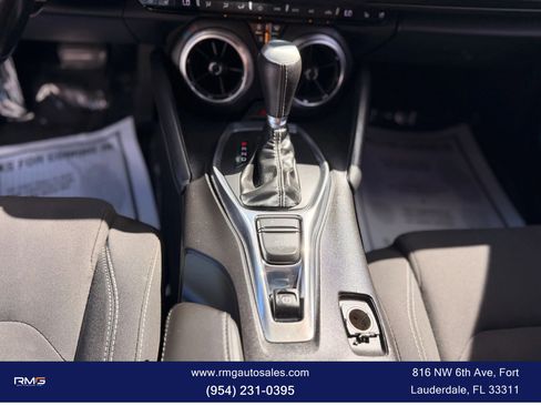 Used 2017 Chevrolet Camaro LT image 14