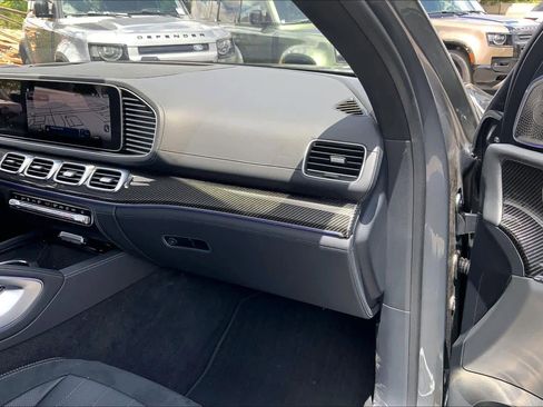Used 2024 Mercedes-Benz GLS 63 AMG 4MATIC image 18
