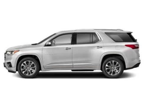 Used 2021 Chevrolet Traverse Premier w/ Redline Edition FWD image 3