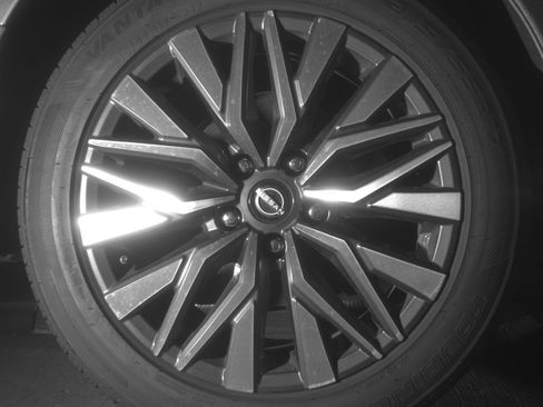 Used 2025 Nissan Altima 2.5 SV image 15