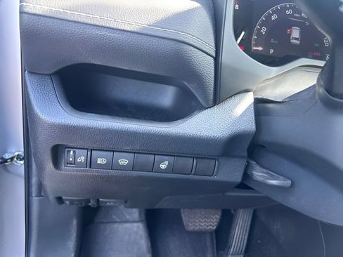 Used 2023 Toyota RAV4 XLE w/ XLE Grade Weather Package AWD/4WD image 22