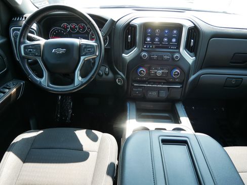 Used 2021 Chevrolet Silverado 1500 LT Trail Boss w/ Bed Protection Package AWD/4WD image 10