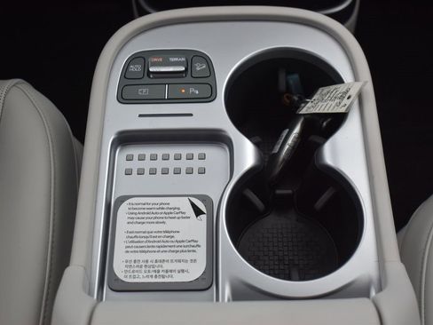 New 2026 Hyundai Ioniq 9 SEL image 22