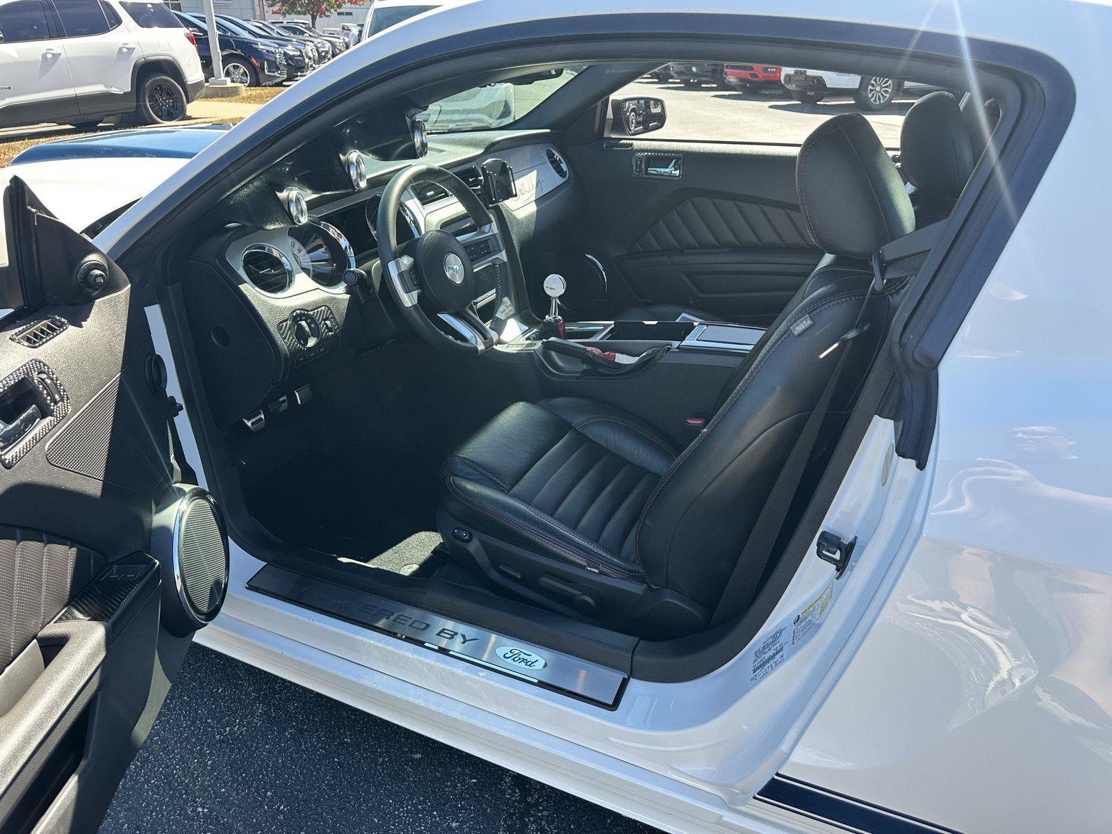 Used 2011 Ford Mustang GT Premium w/ Security Pkg RWD image 62
