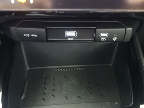 Used 2025 Kia Niro EX image 30