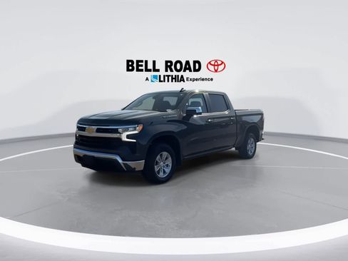Used 2025 Chevrolet Silverado 1500 LT image 4