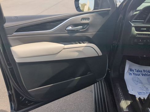 Certified 2021 Cadillac Escalade ESV Sport w/ Driver Assist Tech Package image 21