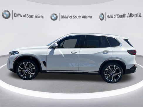 New 2026 BMW X5 sDrive40i w/ Parking Assistance Package RWD image 21