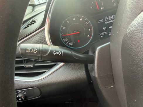 Used 2019 Chevrolet Malibu LT image 16