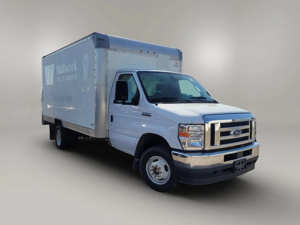 Used 2021 Ford E-450 and Econoline 450 Super Duty RWD image 34