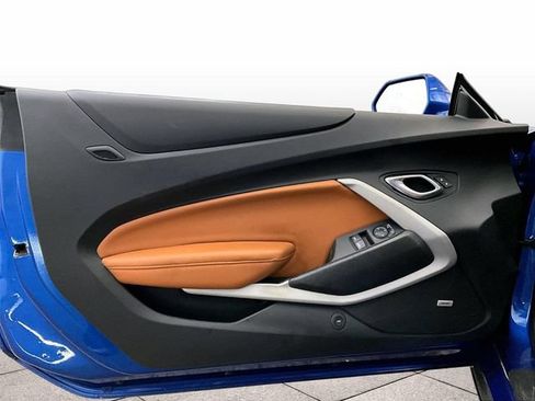 Used 2016 Chevrolet Camaro LT RWD image 22