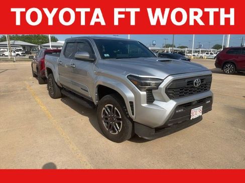 Used 2024 Toyota Tacoma TRD Sport image 1