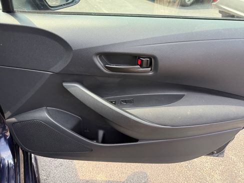 Used 2025 Toyota Corolla LE FWD image 19