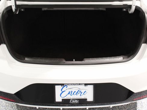 Used 2019 Hyundai Elantra SEL w/ Cargo Package FWD image 17