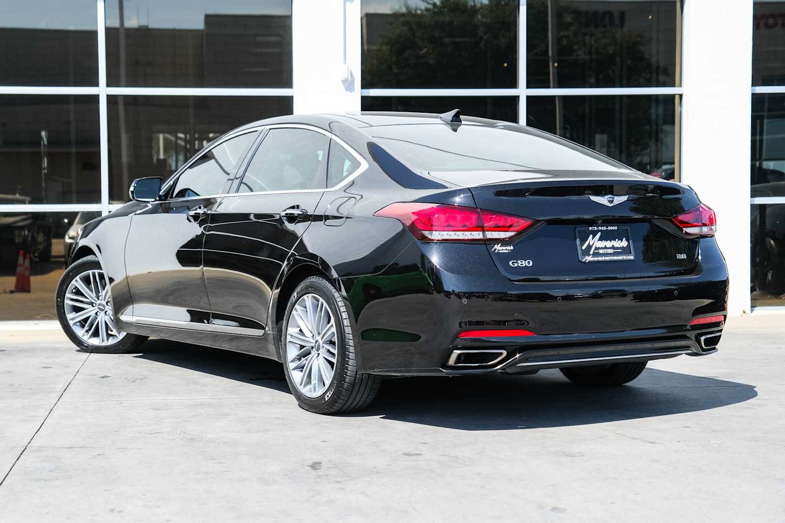 Used 2018 Genesis G80 3.8 w/ Option Group 02 RWD image 15