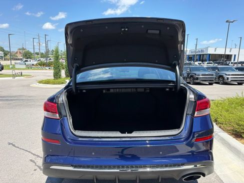 Used 2019 Kia Optima LX FWD image 11