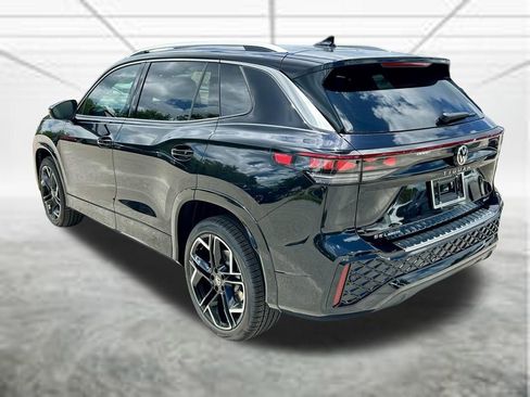 New 2026 Volkswagen Tiguan SEL R-Line AWD/4WD image 7