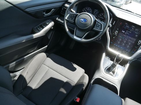 Used 2025 Subaru Legacy Premium AWD/4WD image 9