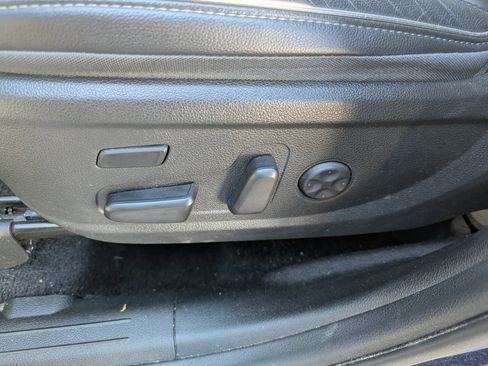 Used 2022 Hyundai Santa Fe Limited image 16