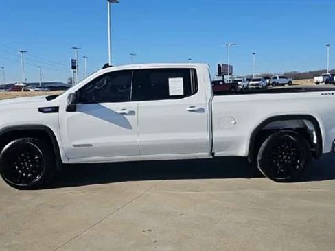 Used 2025 GMC Sierra 1500 Elevation image 5