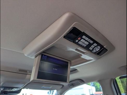 Used 2016 Honda Pilot Elite image 16