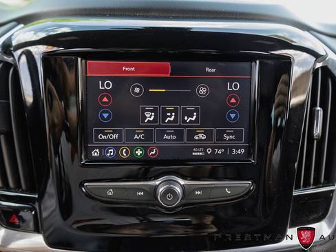 Used 2022 Chevrolet Traverse LT FWD image 28